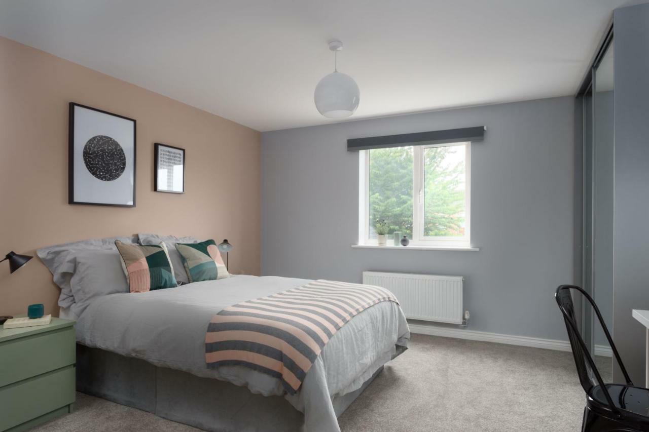 Coventry Jlr Guest House Kültér fotó